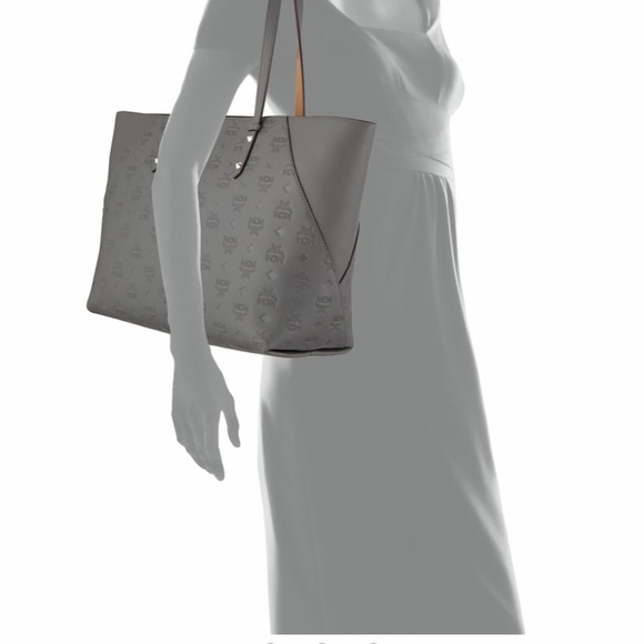 ❤️SOLD ❤️Authentic Brand New MCM Black Tote - Picture 13 of 13